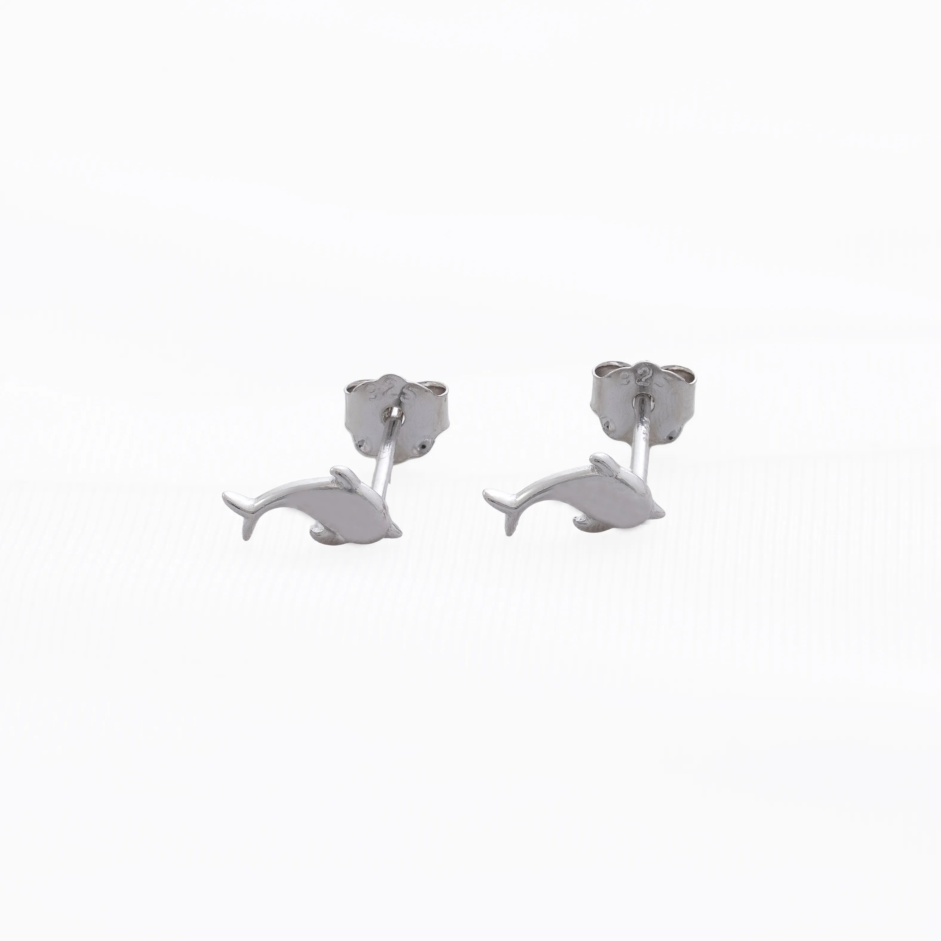 A Dolphin 7x3 mm